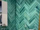 سرویس بهداشتی با کاشی هرینگبون سبز فیروزه‌ای (5)